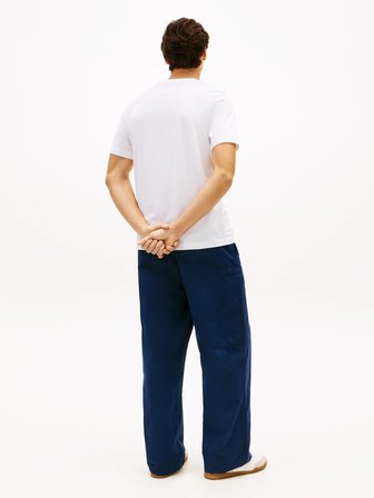 Tommy Hilfiger MW0MW42369 Brand Love Big Text Erkek Tişört