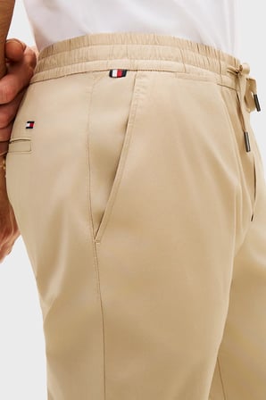 Tommy Hilfiger Pamuklu Bağlamalı Normal Bel Düz Paça Pantolon Erkek PANTOLON MW0MW42340 RBT KUM