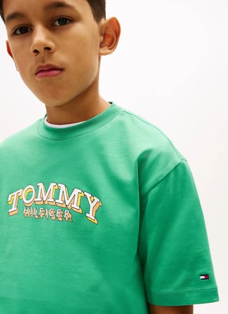 Tommy Hilfiger Yeşil Erkek Çocuk Baskılı T-Shirt KB0KB10267L5Y