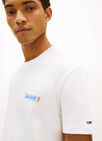 Tommy Jeans Ekru Erkek Regular Fit Baskılı T-Shirt DM0DM22547YBL Ekru T-Shirt