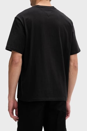 Tommy Jeans Logolu Pamuklu Regular Fit Bisiklet Yaka T Shirt Erkek T SHİRT DM0DM22546 BDS SİYAH