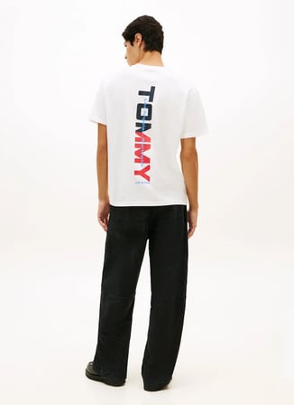 Tommy Jeans Ekru Erkek Regular Fit Baskılı T-Shirt DM0DM22534YBL Ekru T-Shirt