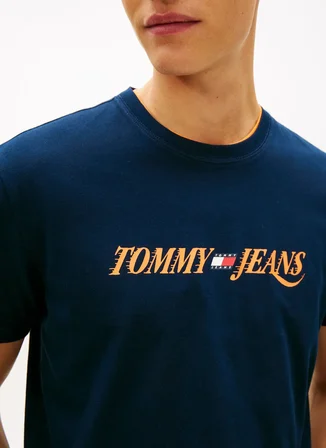 Tommy Jeans Lacivert Erkek Regular Fit Baskılı T-Shirt DM0DM22548C1G Lacivert T-Shirt
