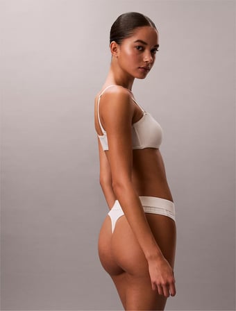CALVIN KLEIN Kadın Marka Logolu Günlük Kullanıma Uygun Krem Külot LV00QF8711 YAS