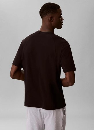 Calvin Klein Siyah Erkek Normal Logo Baskılı T-Shirt LV00NM3021UB1