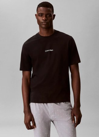 Calvin Klein Siyah Erkek Normal Logo Baskılı T-Shirt LV00NM3021UB1