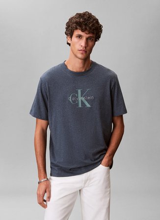 Calvin Klein Jeans Lacivert Erkek Standart Baskılı T-Shirt LV04RB862GR9F Lacivert T-Shirt