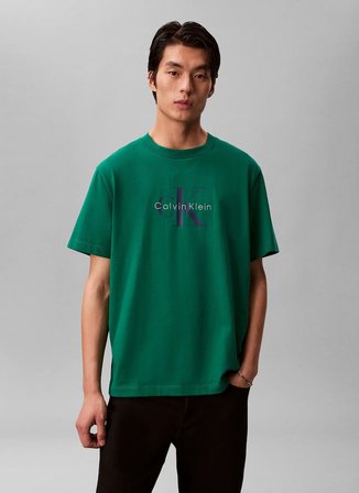 Calvin Klein Jeans Yeşil Erkek Standart Baskılı T-Shirt LV04RB862GL4G Yeşil T-Shirt