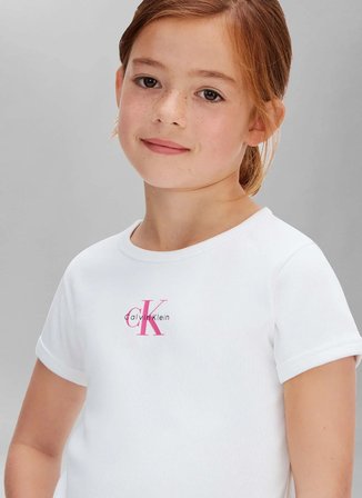 Calvin Klein Beyaz Kız Çocuk Baskılı T-Shirt LVCKSJB11GYAF