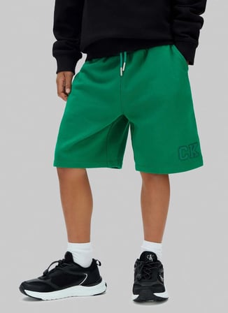 Calvin Klein Yeşil Erkek Çocuk Nakışlı Şort LVCKSJC36BMRW
