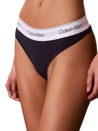Calvin Klein Kadın Lacivert Tanga LV00QF8518