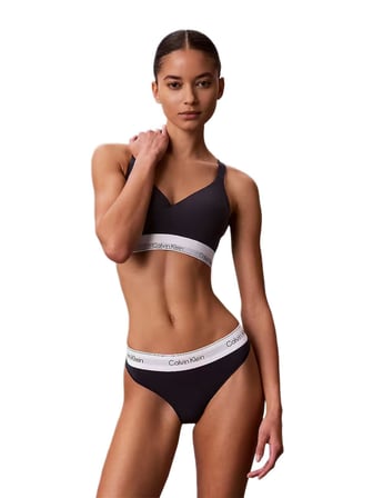 Calvin Klein Kadın Lacivert Tanga LV00QF8518