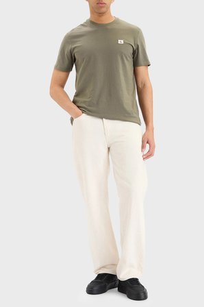 Calvin Klein Pamuklu Regular Fit Logolu Bisiklet Yaka T Shirt LV04RC272GLDY Erkek T SHİRT LV04RC272G LDY HAKİ