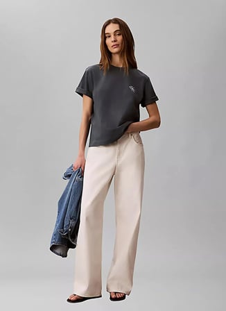 Calvin Klein Jeans Mavi Kadın Bisiklet Yaka Logo Baskılı T-Shirt LV047G826GCEG