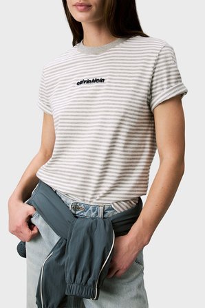 Calvin Klein Pamuklu Çizgili Bisiklet Yaka T Shirt LV047G812G21L Bayan T SHİRT LV047G812G 21L GRİ-BEYAZ