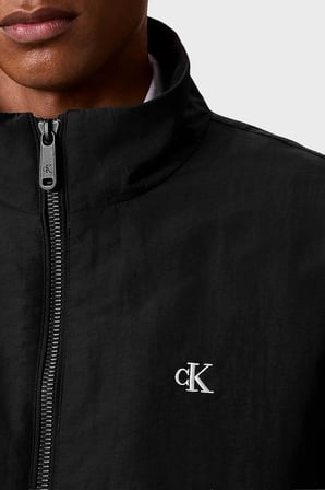 Calvin Klein Su Geçirmez Logolu Regular Fit Mont LV04RG500GUB1 Erkek MONT LV04RG500G UB1 SİYAH