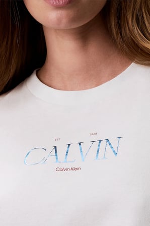 Calvin Klein % 100 Pamuk Slim Fit Bisiklet Yaka T Shirt LV047G806GYAS Bayan T SHİRT LV047G806G YAS KREM