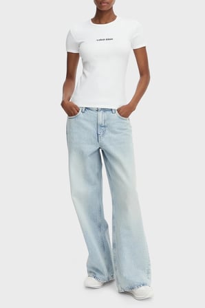 Calvin Klein Pamuklu Logolu Slim Fit Bisiklet Yaka T Shirt LV047G816GYAF Bayan T SHİRT LV047G816G YAF BEYAZ