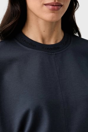 Calvin Klein Logolu Oversize Yuvarlak Yaka T Shirt LV047G235GCGE Bayan T SHİRT LV047G235G CGE LACİVERT