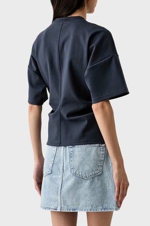 Calvin Klein Logolu Oversize Yuvarlak Yaka T Shirt LV047G235GCGE Bayan T SHİRT LV047G235G CGE LACİVERT