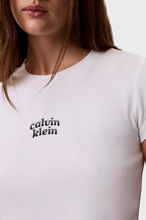 Calvin Klein Pamuklu Regular Fit Logolu Bisiklet Yaka T Shirt LV047G828GYAF Bayan T SHİRT LV047G828G YAF BEYAZ