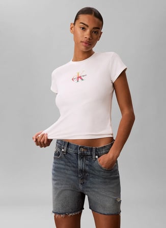 Calvin Klein Jeans Beyaz Kadın Bisiklet Yaka Baskılı T-Shirt LV047G832GYAF