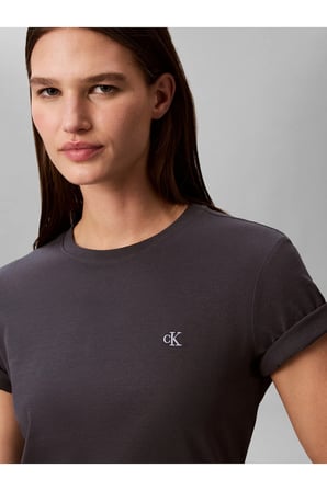 Kadın Normal Kesim Pamuklu Yuvarlak Yakalı Kısa Kollu Koyu Gri T-Shirt