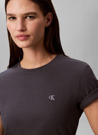 Calvin Klein Jeans Siyah Kadın Bisiklet Yaka T-Shirt LV047B224G4XN