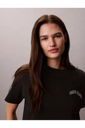 SİYAH LOGOLU KADIN T-SHIRT