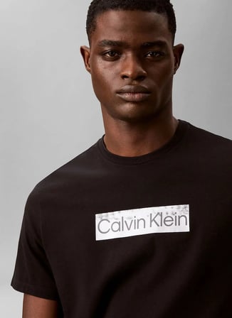 Calvin Klein Siyah Erkek Bisiklet Yaka Baskılı T-Shirt LV04LG811GUB1_SS 30s EU SPW MTL ST