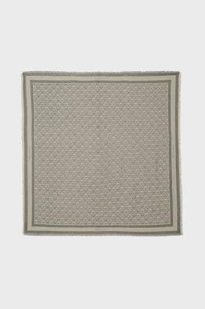 Calvin Klein Modal Logolu 120 x 120 cm Şal LV04F8080GCGE Bayan ŞAL LV04F8080G CGE LACİVERT