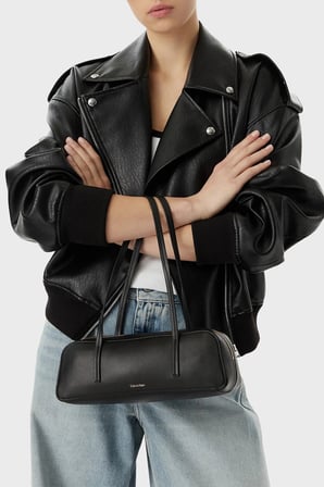 Calvin Klein Logolu Omuz Askılı Çanta LV04F3636G332 Kadın ÇANTA LV04F3636G 332 SİYAH