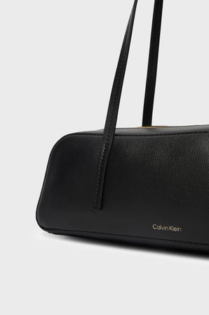 Calvin Klein Logolu Omuz Askılı Çanta LV04F3636G332 Kadın ÇANTA LV04F3636G 332 SİYAH