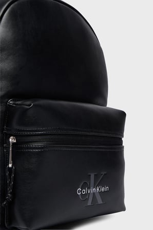 Calvin Klein Logolu Ayarlanabilir Askılı Sırt Çantası LV04D3417GUB1 Erkek SIRT ÇANTASI LV04D3417G UB1 SİYAH