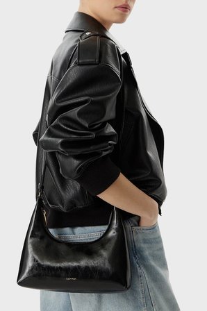 Calvin Klein Logolu Çıkarılabilir Askılı Çanta LV04F3737GUB1 Bayan ÇANTA LV04F3737G UB1 SİYAH