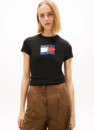 Tommy Jeans Siyah Kadın T-Shirt TJW SLIM WAVY FLAG TEE EXT
