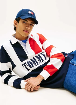 Tommy Jeans Çok Renkli Erkek Relaxed Desenli Polo T-Shirt DM0DM23054C1G Lacivert Polo T-Shirt