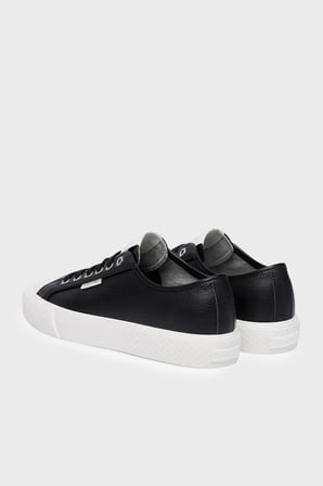 Calvin Klein Deri Logolu Sneaker Ayakkabı HW0HW03077BEH Bayan AYAKKABI HW0HW03077 BEH SİYAH