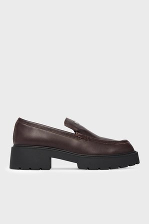 Calvin Klein % 100 Deri Logolu Makosen Ayakkabı HW0HW030440KV Bayan AYAKKABI HW0HW03044 0KV BORDO-SİYAH