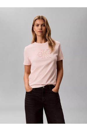 Kadın Normal Kesim Logo İşlemeli Pamuklu Yuvarlak Yakalı Kısa Kollu Pembe T-Shirt