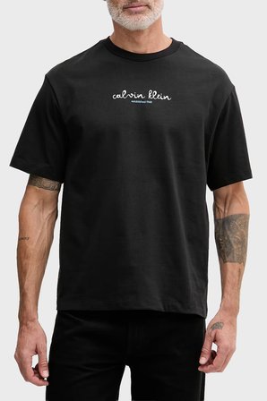 Calvin Klein % 100 Pamuk Logolu Grafik Baskılı Bisiklet Yaka T Shirt LV04RG816GUB1 Erkek T SHİRT LV04RG816G UB1 SİYAH
