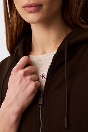 Calvin Klein % 100 Pamuk Logolu Regular Fit Fermuarlı Kapüşon Yaka Sweat LV047G252GTO2 Bayan SWEAT LV047G252G TO2 KAHVE