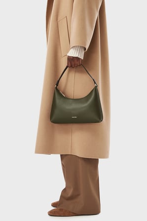 Calvin Klein Logolu Omuz Askılı Çanta LV04F3890G3PS Kadın ÇANTA LV04F3890G 3PS HAKİ