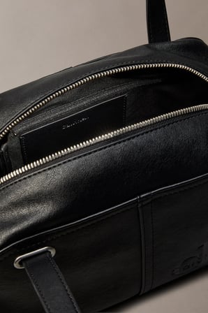 POCKETS MONOLOGO SHOULDER BAG