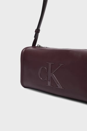 Calvin Klein Logolu Ayarlanabilir Omuz Askılı Çanta LV04F3894GBAP Kadın ÇANTA LV04F3894G BAP BORDO