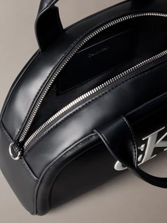 CALVIN KLEIN Kadın Marka Logolu Günlük Kullanıma Uygun SİYAH Omuz Çantası LV04F3895G 3L2