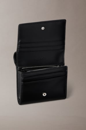 BOLD CK MEDIUM BIFOLD