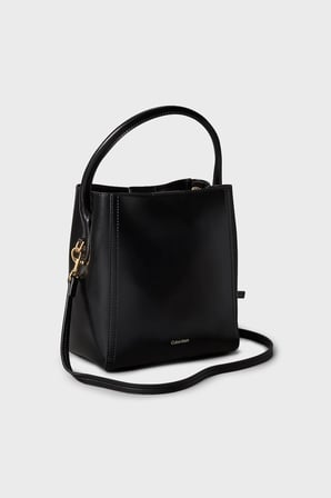 Calvin Klein Logolu Çıkarılabilir Askılı Çanta LV04F3174G001 Kadın ÇANTA LV04F3174G 001 SİYAH