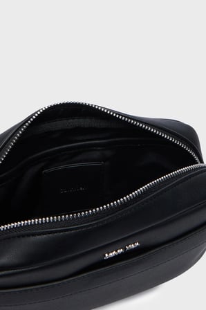 Calvin Klein Bilek Askılı Traş Çantası LV04D1277GUB1 Erkek TRAŞ ÇANTASI LV04D1277G UB1 SİYAH