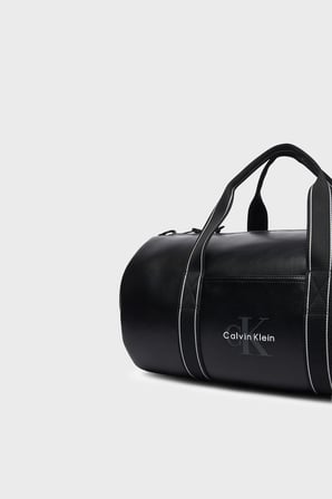 Calvin Klein Logolu Çıkarılabilir Askılı Çanta LV04D3461GUB1 Erkek ÇANTA LV04D3461G UB1 SİYAH